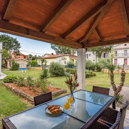 Tireli - Prc144 By Interhome Apartment Porec