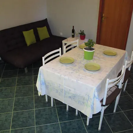 Tireli - Prc144 By Interhome * Poreč